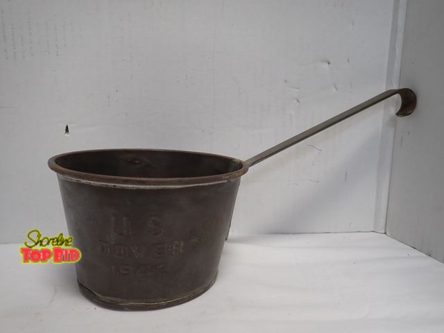 Lot 59-14094 - Vintage WWII Large Ladle US Dover 1942 Military Mess Hall/Field Water Dipper