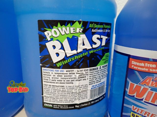 Lot 59-41016 - Window Wash, Two 1-Gallon and Three 64 fl. oz. Bottles - Total of 5 Bottles