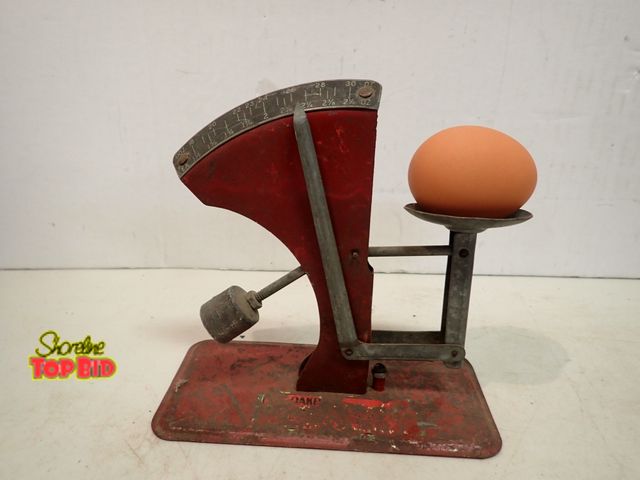 Lot 59-14370 - Vintage Oakes Egg Scale designed to weigh individual eggs to sort them by size for market, 1920s to ...