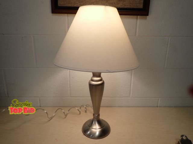 Lot 59-45034 - Nice Table Lamp, Works