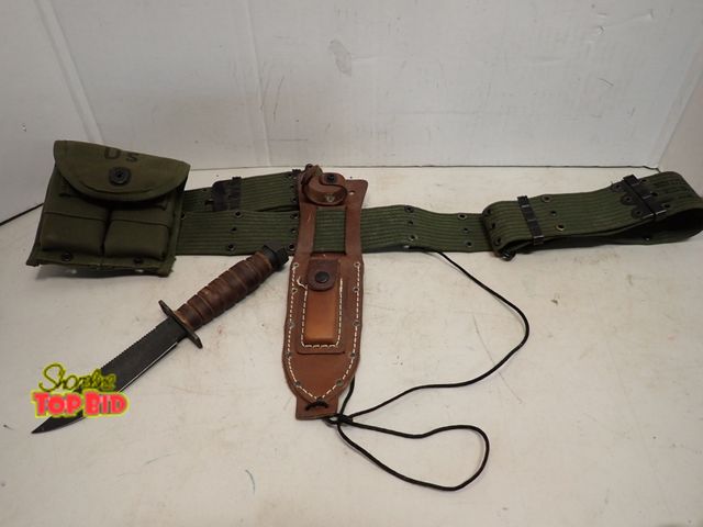 Lot 59-14650 - U.S. Military Belt with 2 Unused Wrapped Clip in Holders Military Survival Knife 5" Blade in Leather...