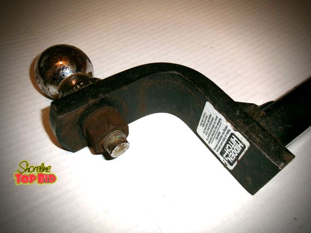 Lot 59-74462 - Trailer Hitch &amp; Ball - Hidden Hitch