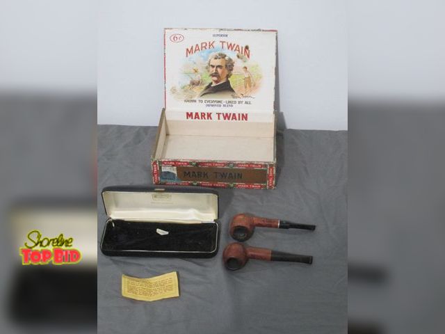 Lot 59-10007 - Authentic Mark Twain cigar box, &amp; 2 Meerschaum pipes w/Meerschaum pipe case