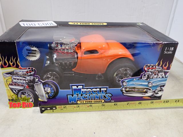 Lot 59-41222 - 1933 Ford Coupe Muscle Machines 1:18 Scale Diecast, 8" long, New