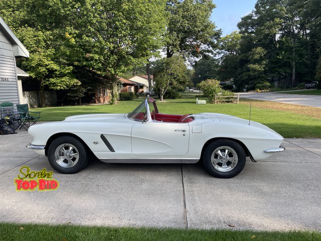 Lot 59-19620 - 1962 Chevrolet Corvette Roadster Convertible