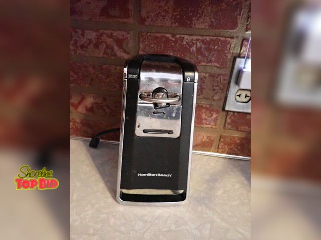 Lot 59-43564 - Hamilton Beach Can Opener