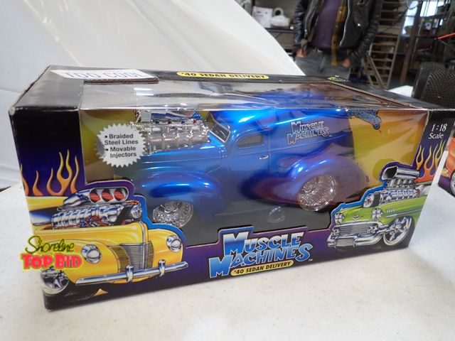 Lot 59-33325 - New Muscle Machines '40 Sedan Delivery