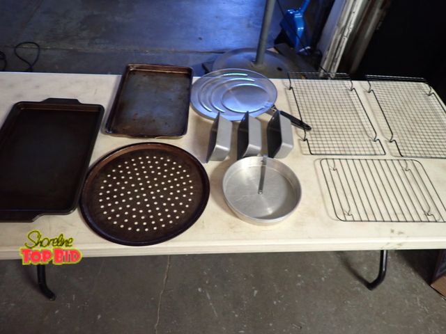 Lot 59-21494 - Bakeware Lot
