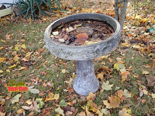 Lot 59-43210 - Cement Bird Bath