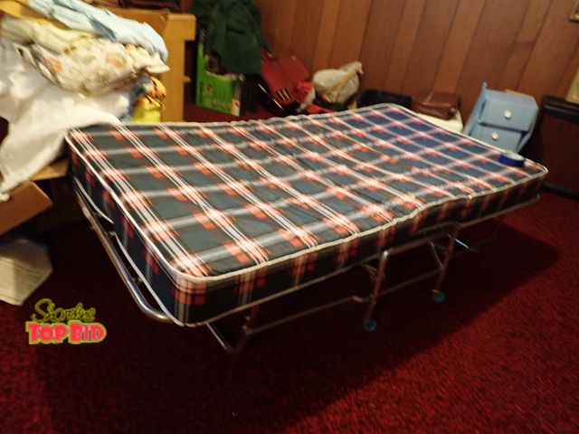 Lot 59-43163 - Vintage Folding Bed, Like New