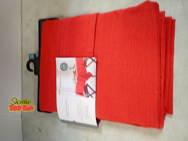 Lot 59-41523 - New oblong tablecloth 60" X 84"