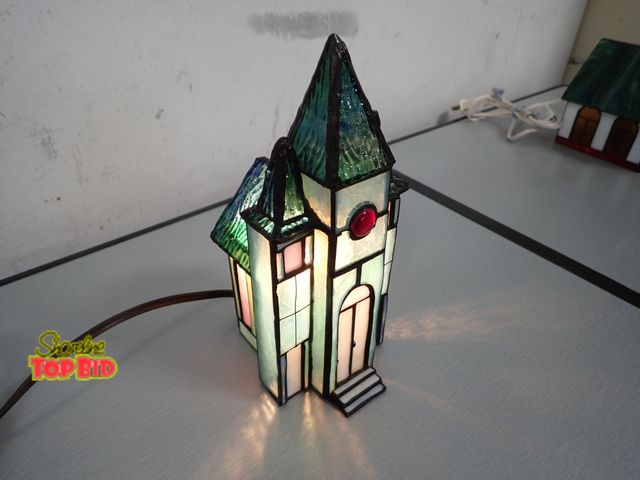 Lot 59-50070 - Vintage Tiffany Style Stained Glass Church Table Light/Night Light - Absolutely Beautiful 9" x 4"