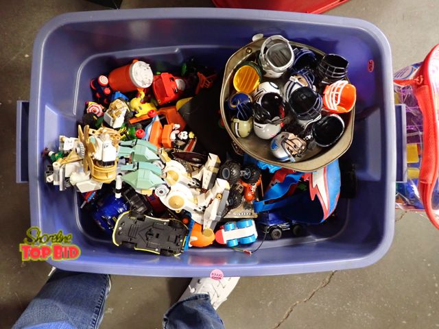 Lot 59-58082 - Tub Full of Miscellaneous Toys