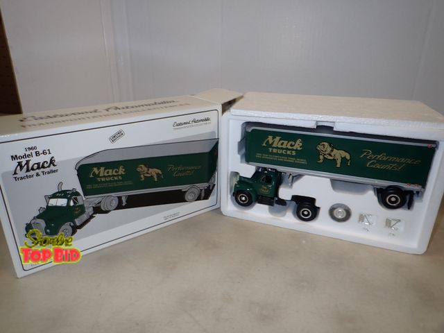 Lot 59-41144 - 1960 Model B-61 Mack Tractor &amp; Trailer Scale 1/34 Cast, Mint