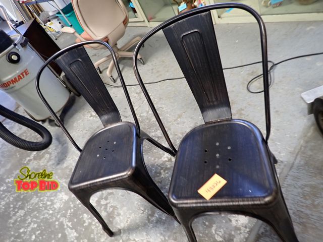 Lot 59-43226 - 2 Metal Chairs