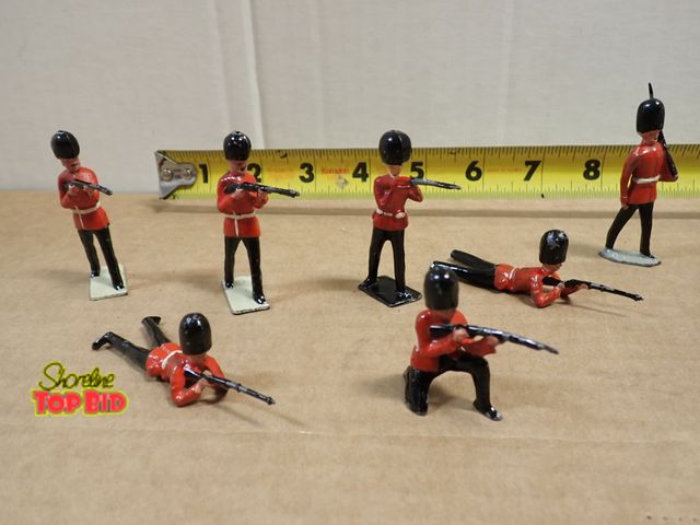 Lot 59-24119 - 7-Pc Vintage Britians Detail Scots Guard Toy Metal Soldiers 1970s-1980s