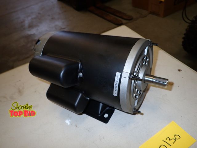 Lot 59-20130 - New LMA9000 7083H Electric Motor, 4 Bolt Bottom Mounting