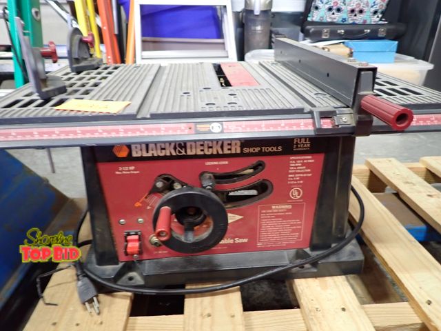 Lot 59-41212 - Black &amp; Decker Table Saw