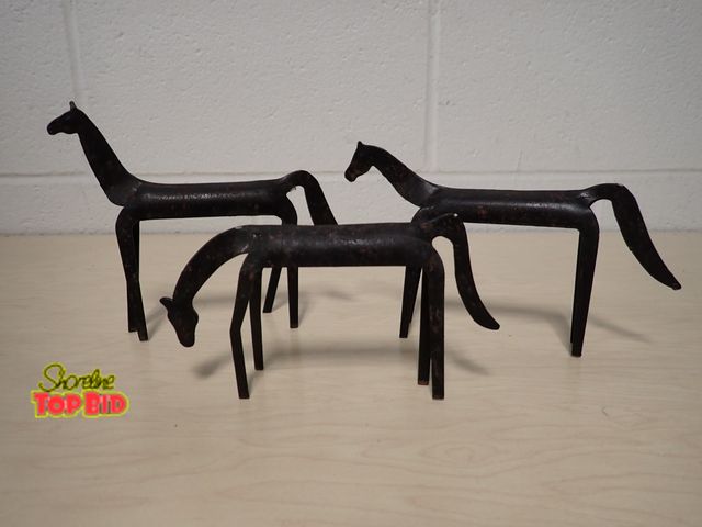 Lot 59-43874 - Set of 3 Vintage Metal Horses
