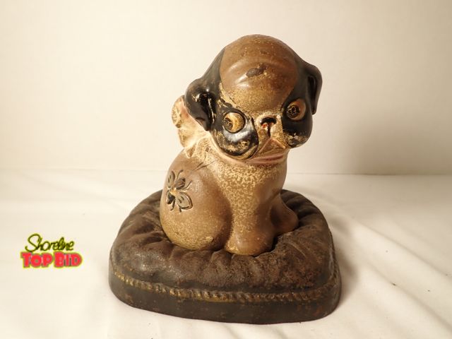 Lot 59-20049 - Antique Cast Iron Hubley "Puppo" Still Bank with Bee, circa 1914. Est. Value $100-$335,, 6" tall