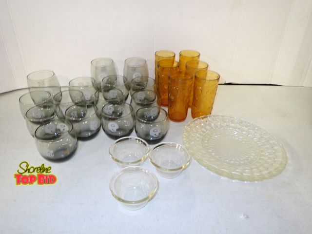 Lot 59-50020 - Set of 6 American Concord Amber Glasses, Set of 15 Vintage NFL Glasses, Plates
