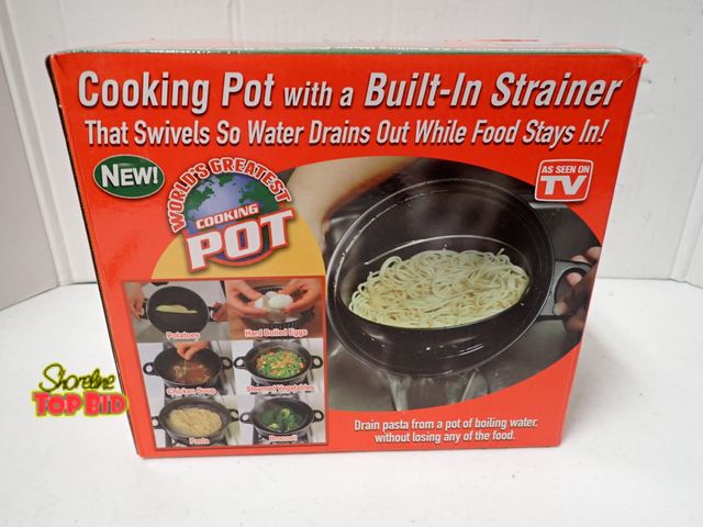 Lot 59-21538 - Cooking Pot with Built-In Strainer