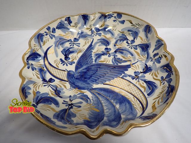 Lot 59-14071 - Beautiful Collectible Ceramic Dish by Hubert Bequet, Quaregnon Belgium, dating from the 1950s or 196...