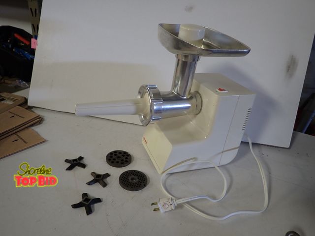 Lot 59-43707 - Rival Meat Grinder &amp; Sausage Maker, Tested - Working