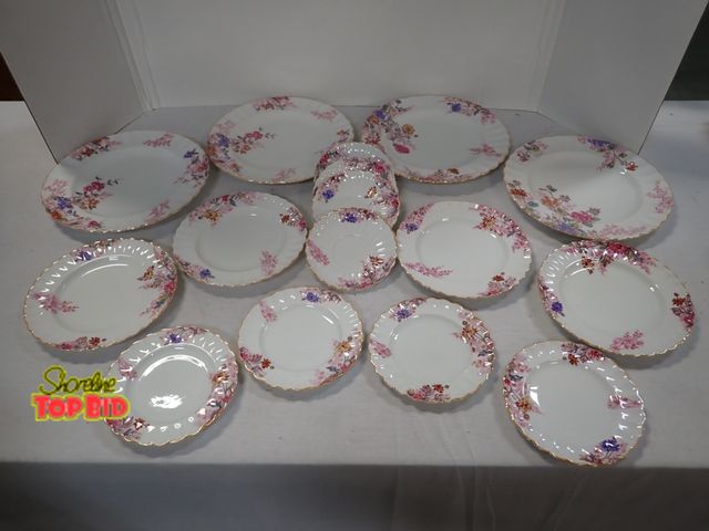 Lot 59-31296 - Spode Chelsea Garden Dish Set, Service for 4, Excellent Condition, Dinner Plates, Salad Plates, Dess...