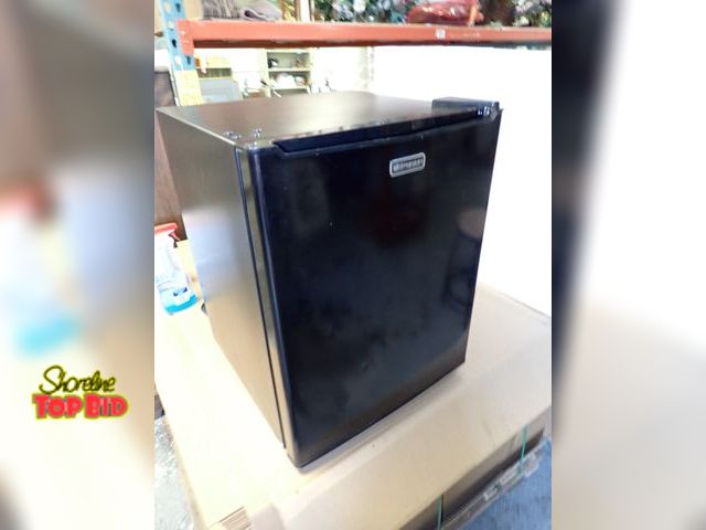 Lot 59-43224 - Emerson - Mini Refrigerator Emerson Dorm Frig - Works