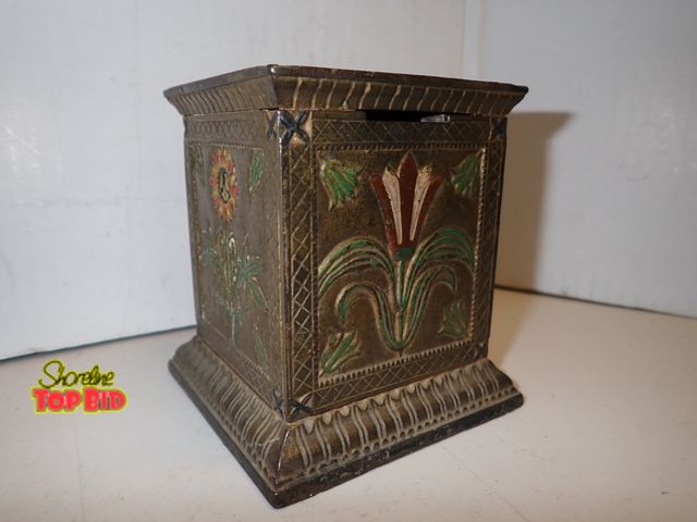 Lot 59-14110 - Antique Cast Iron American Country Coin Bank, Floral Designs, Early 20th Century 4 3/4" x 3 3/4"