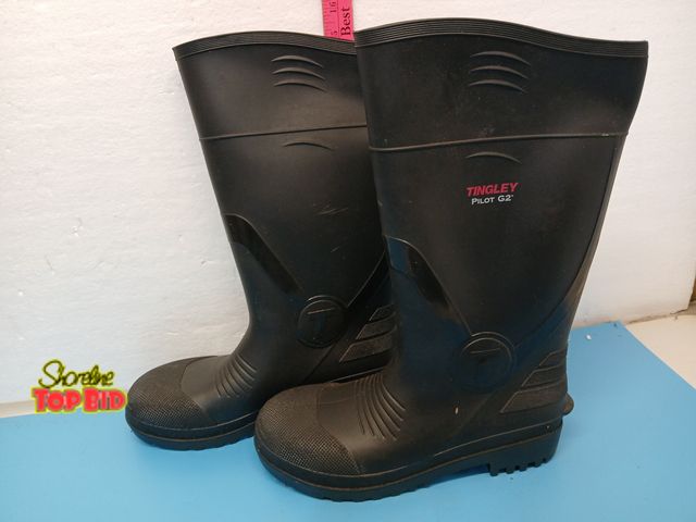 Lot 59-71001 - New Tingley muck boots men's size 11