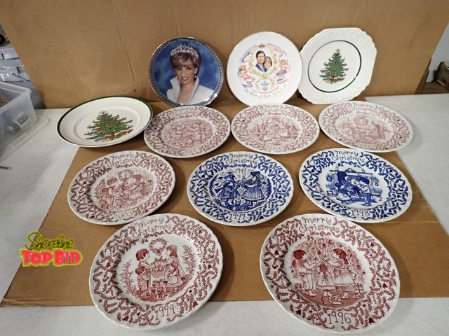 Lot 59-21498 - Collector Plates - No Chips or Cracks