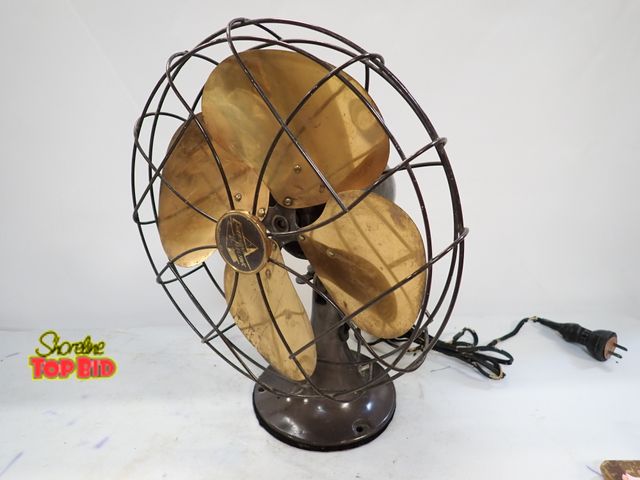 Lot 59-14458 - 1949 Emerson Oscillating Desk Fan Type 6250K 10" Brass/Copper Blades, Cord Frayed - Needs Rewired - ...