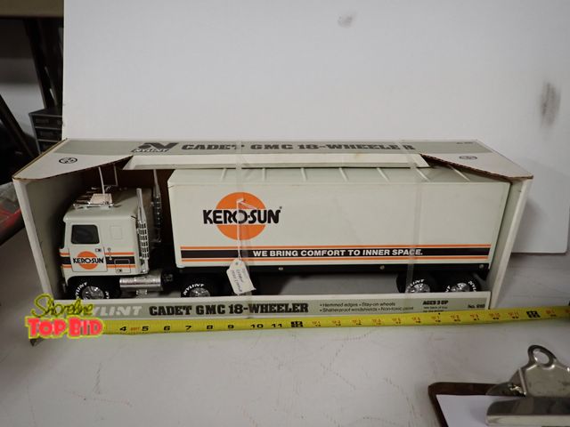 Lot 59-43244 - Nylint Kero-Sun Truck &amp; Tanker Semi No. 910 Cadet GMC 18-Wheeler, Mint Condition Never Played Wi...