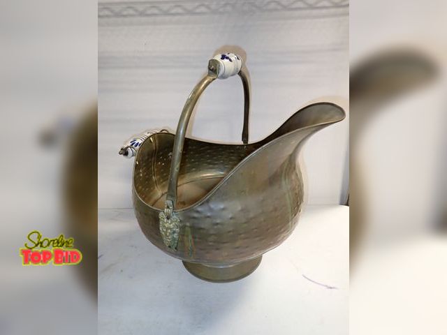 Lot 59-14418 - Ca. 1890s Brass Coal Scuttle with Ceramic Handles Delft-Style, Lion Head Hinges, Hand Hammered Ostri...