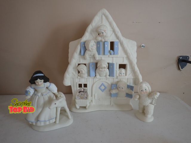 Lot 59-10894 - Dept 56 Snow White and the Seven Dwarfs Snowbabies, Disney