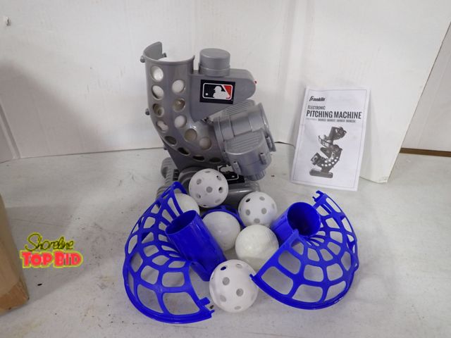 Lot 59-50002 - Electric Pitching Machine