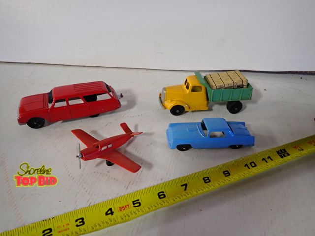Lot 59-43718 - Collection of Tootsie Toy Cars &amp; 1 Plane