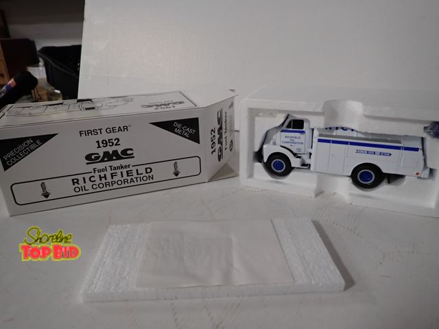 Lot 59-43318 - First Gear 1952 GMC Fuel Tanker 1/34 Scale, Mint Condition - Never Opened