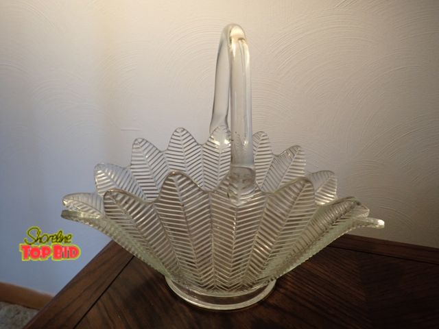 Lot 59-43073 - Vintage L.E. Smith Clear Glass Feather Pattern Basket, Excellent Condition