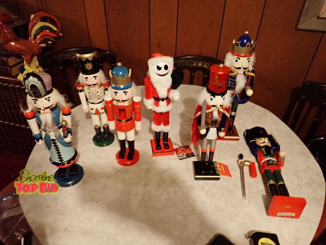 Lot 59-43266 - 7 Nut Cracker Statues 15" tall - 1 Needs Repair