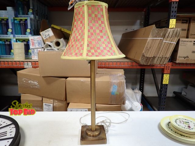 Lot 59-43189 - Decorative Table Lamp - Works