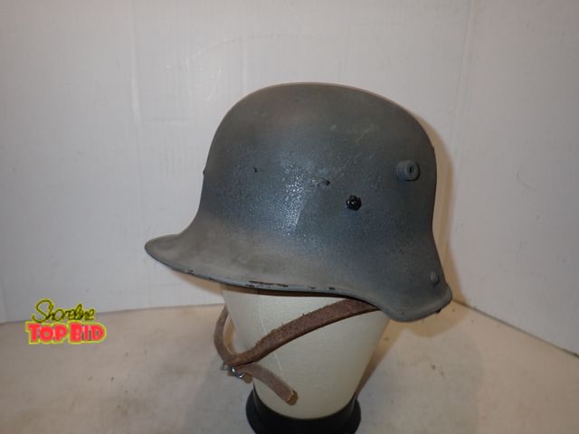 Lot 59-14642 - Original German Stahlhelm M42 WWII 1941-42