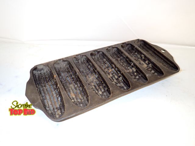 Lot 59-14474 - Ca. 1920 Griswold No. 273 Cast Iron Crispy Corn Stick Pan Erie, PA U.S.A. Made. 930