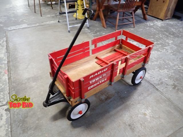 Lot 59-31248 - Vintage Radio Flyer Wagon - Town and Country Model purchased in the early 1970s. All parts are origi...