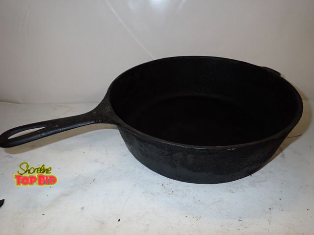 Lot 59-14461 - Ca. 1930,  Wagner Ware 1088D Cast Iron Deep 3" x 10 1/2" Dia. Sidney, Ohio U.S.A. Estimated value $5...