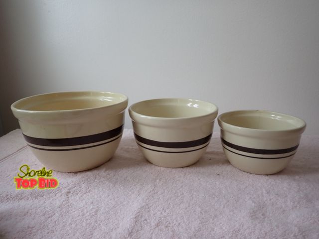 Lot 59-43523 - Vintage McCoy Pottery Mixing Bowls - Small Bowl Has Chip - See Pics