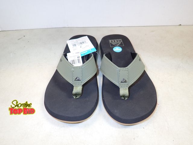 Lot 59-41631 - Ladies new reef flip flops size 7