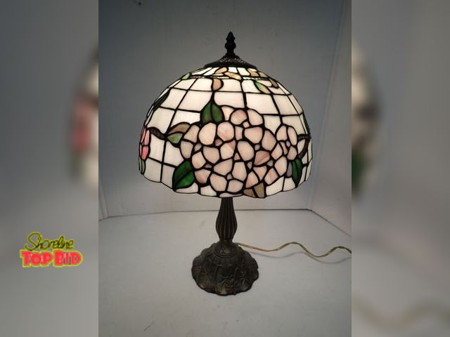 Lot 59-21090 - Faux Tiffany Style Lamp on Metal Base. Very Solid in Excellent Condition. The shade is white, green,...